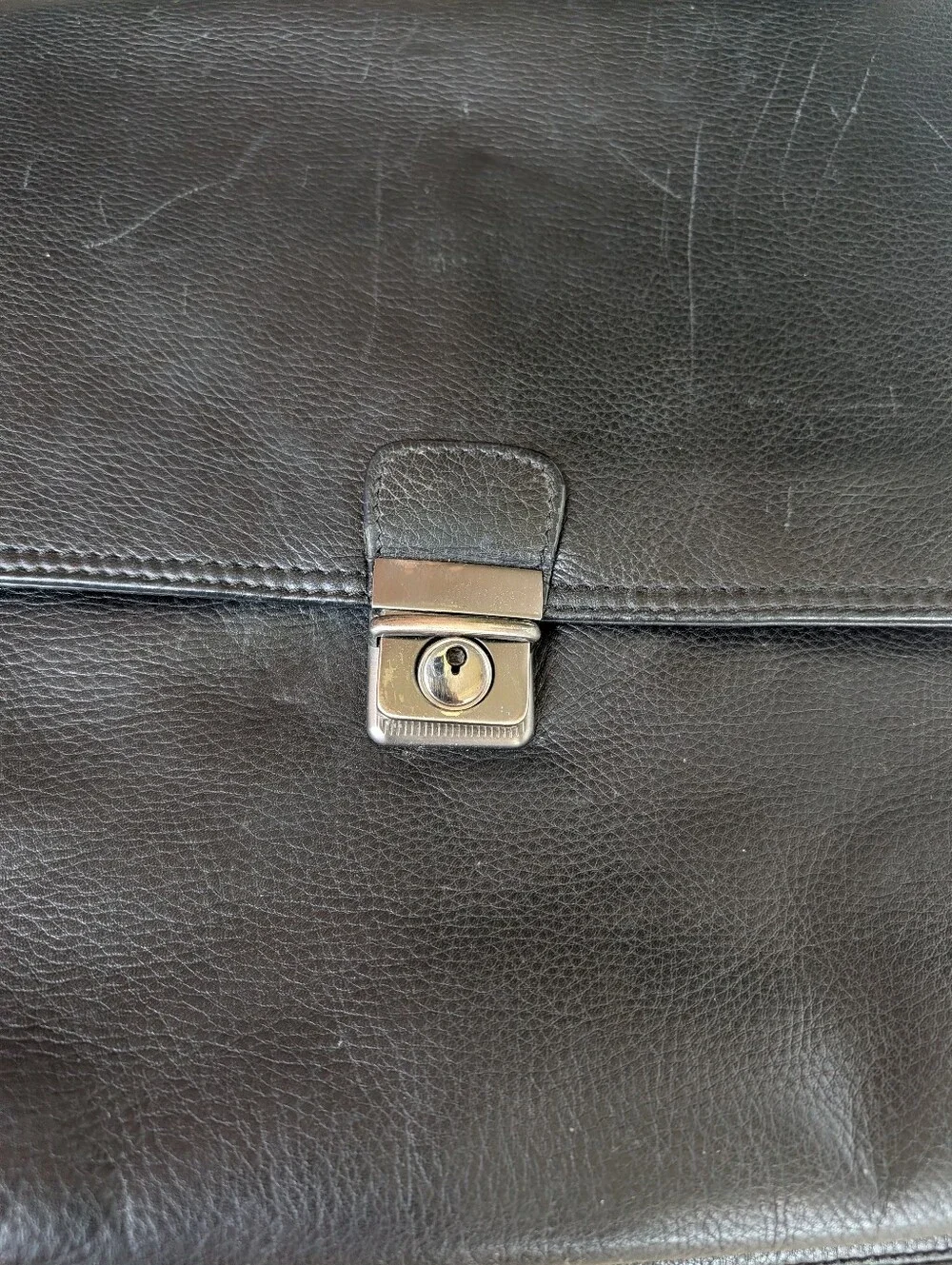 Vintage Y2K Kenneth Cole Pebble Leather Messenger Briefcase Crossbody, Black